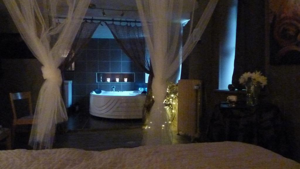 Francorchamps Guest House, Chambres Avec Ou Sans Jacuzzi Malmedy Room photo